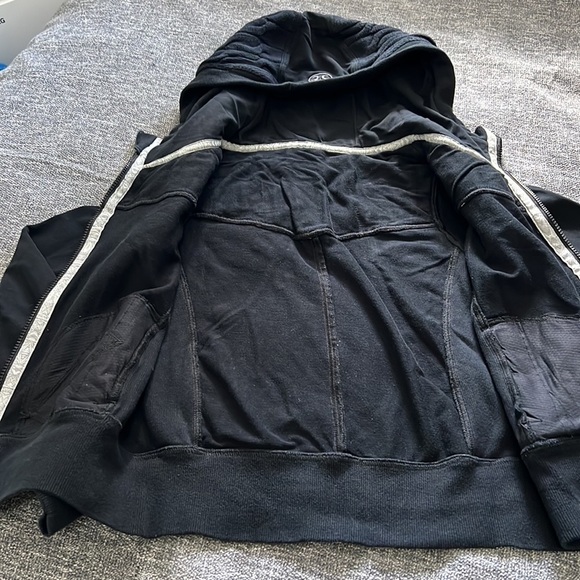 Lululemon black hoodie Size 8 - Picture 3 of 7